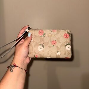 Coach Beige Wristlet with Floral Design 🌷